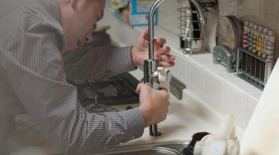 Local annual plumbing maintenance in Farmington, MN